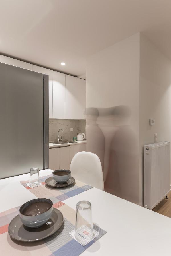 The Caravan Apartments Tesalonika Bagian luar foto