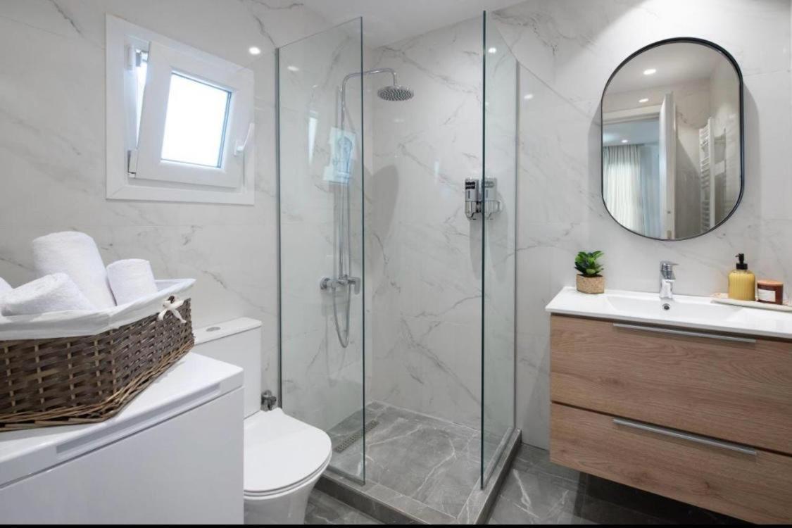 The Caravan Apartments Tesalonika Bagian luar foto